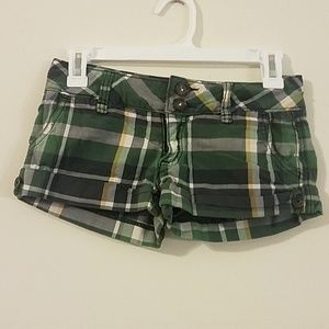 🔥2/$15🔥0 Hollister Green Plaid Shorts